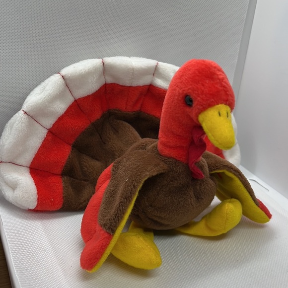 “Gobbles” Beanie Baby Turkey — RARE WITH 8 ERRORS & PVC PELLETS - Picture 2 of 14